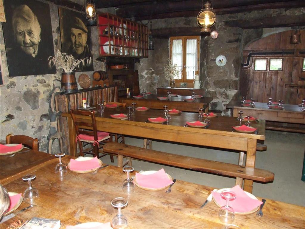 Auberge Paysanne Loubaresse  Екстериор снимка